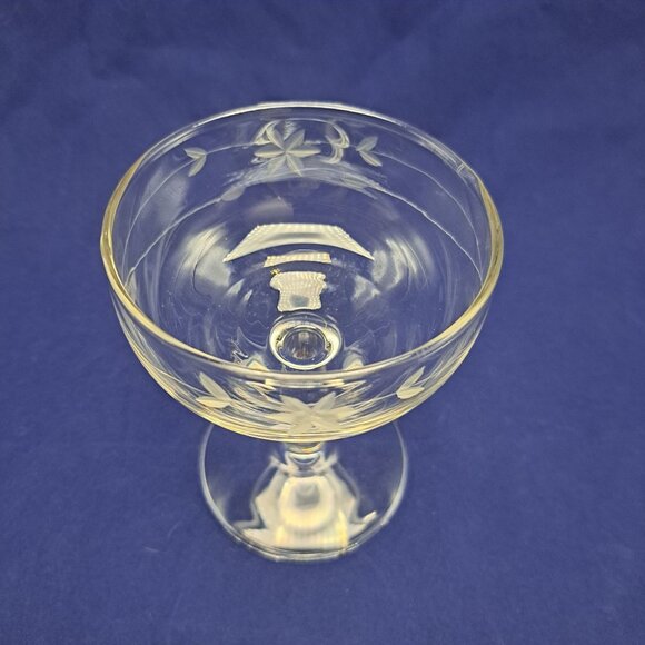 Vintage Etched Glass Javit Starflower Low Sherbet Champagne Coupe - Picture 4 of 9